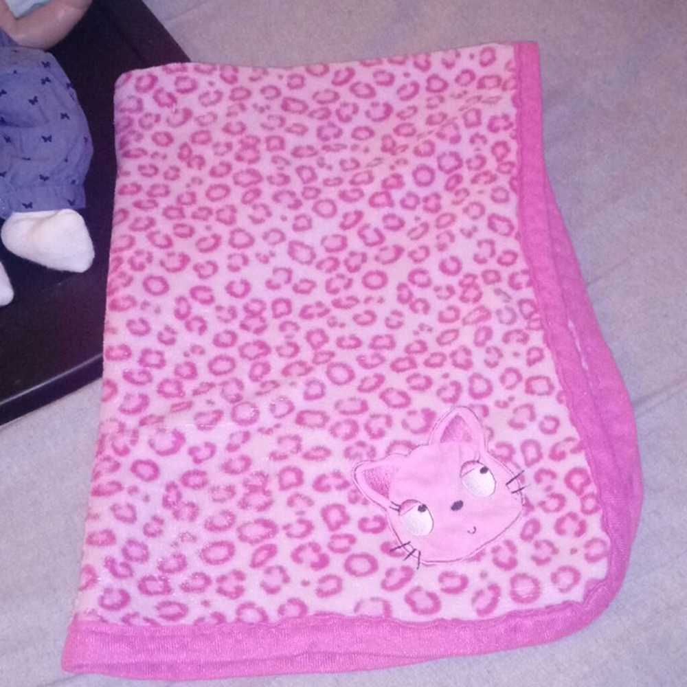 Pink Nuby baby blanket